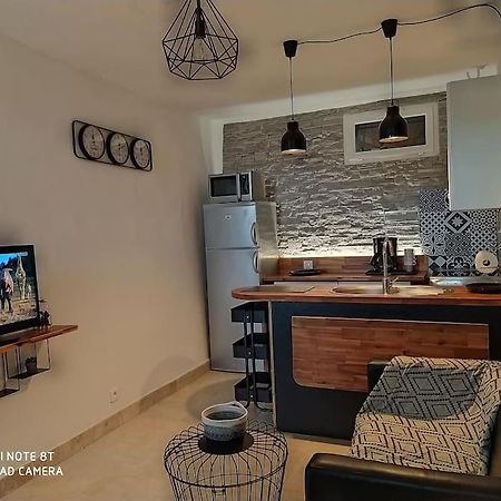 Duplex Avec Jardin, Proche Village Calenzana Extérieur photo
