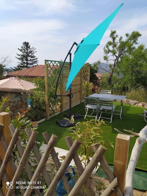 Duplex Avec Jardin, Proche Village Calenzana Extérieur photo