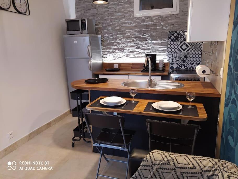 Duplex Avec Jardin, Proche Village Calenzana Extérieur photo
